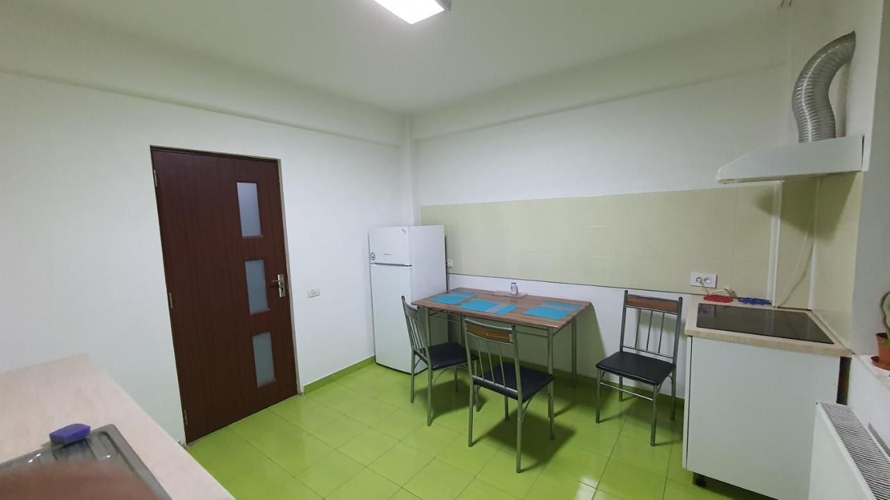 Pensiune Fundeni- Dragonul Rosu Bukarest Kültér fotó